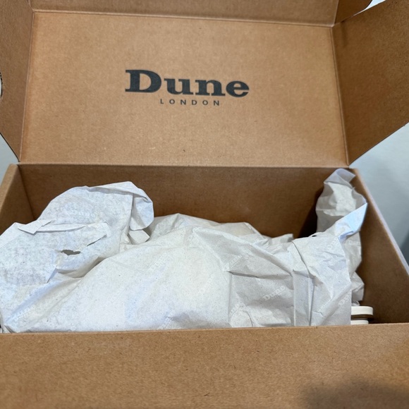 Dune London White Leather Slide Sandals NIB size 40 - Picture 9 of 11